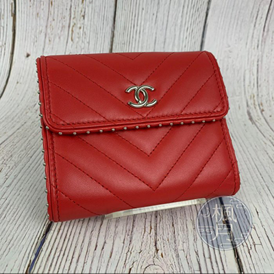 CHANEL 香奈兒 26開 鉚釘 LOGO 紅色 皮革 三折 中夾 錢包 錢夾